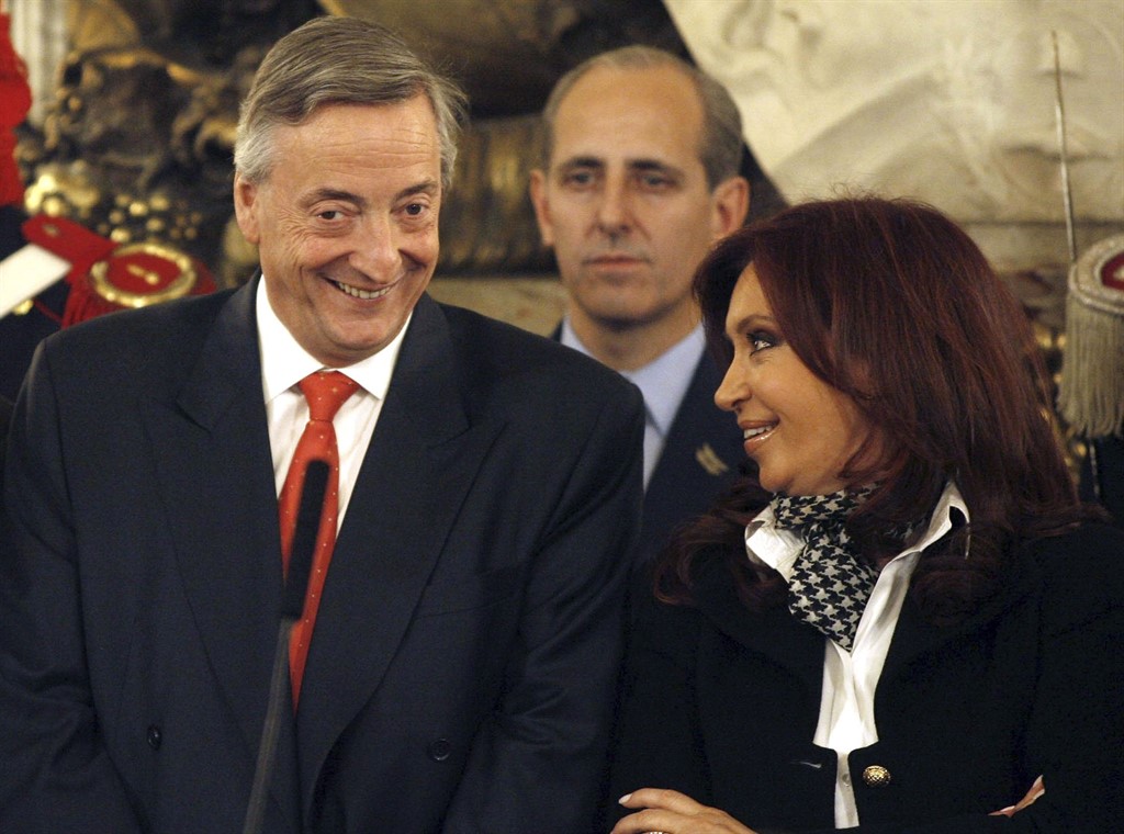 Un libro narra la historia de Néstor y Cristina Kirchner