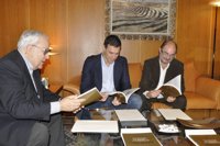 Sánchez afirma que Rajoy reacciona "tarde y mal" a la consulta catalana sin plantear una "alternativa"