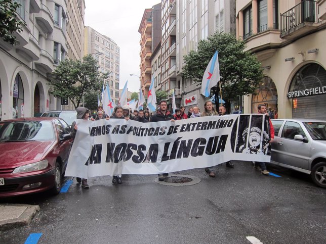 Manifestación por absolución condenados en marcha Galicia Bilingüe