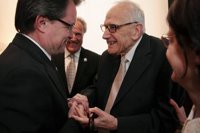 Mas elogia el compromiso del filólogo Badia i Margarit con Cataluña "en el momento más difícil"