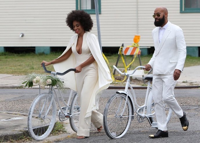 Beyoncé e invitados en blanco para la boda 'hipster' de Solange Knowles 