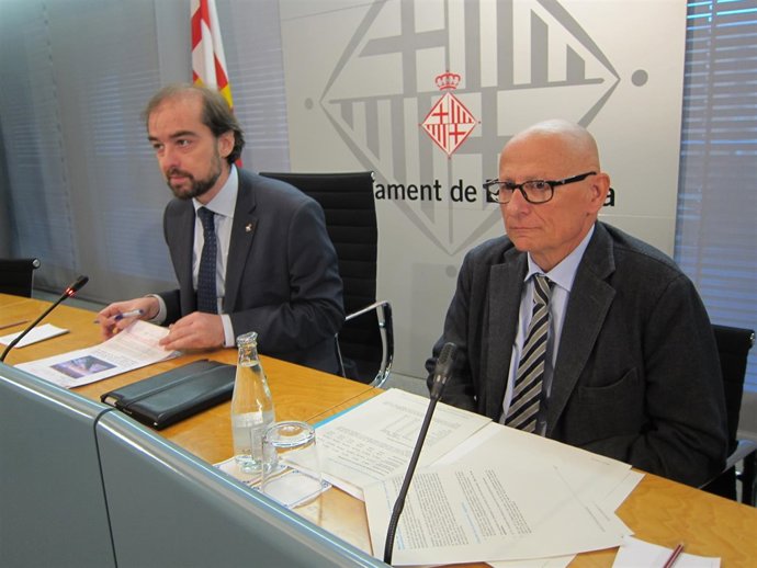 El concejal Gerard Ardanuy y el gerente del CEB Manel Blasco