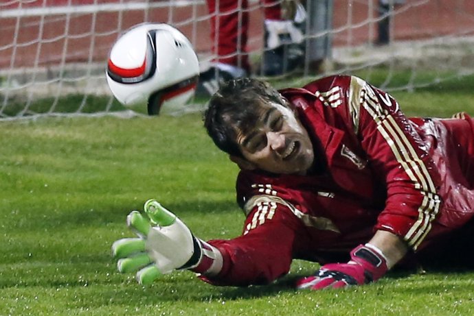 Iker Casillas entrenando con la selección española