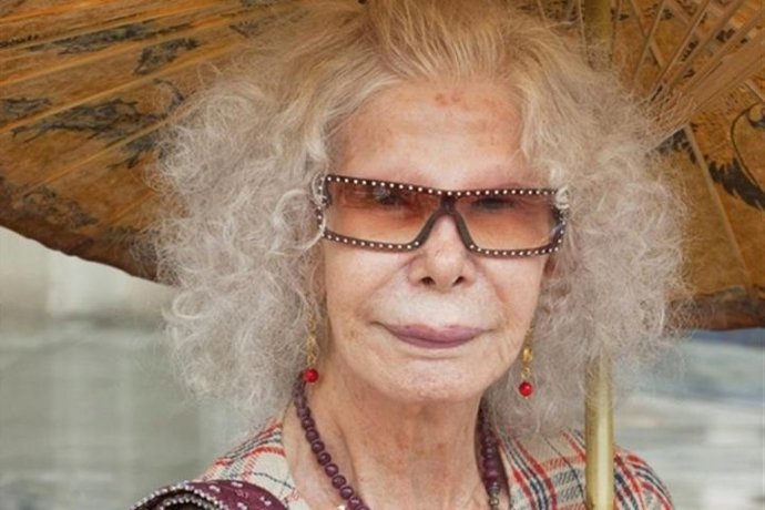 La duquesa de Alba, ingresada por una neumonía