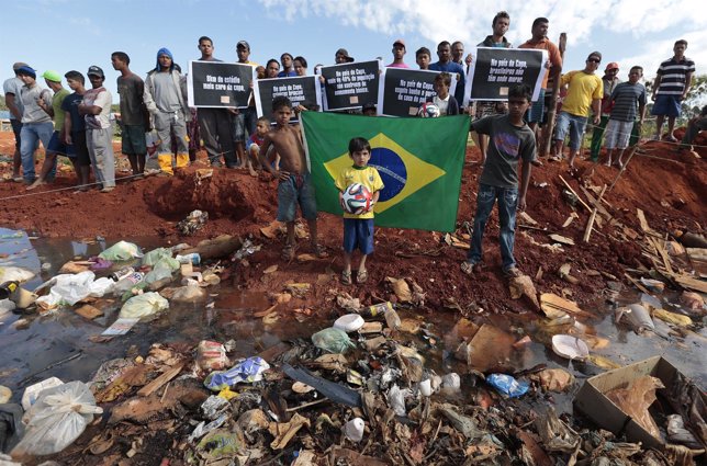 Protestas en contra del Mundial en las favelas