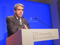 Homs afirma que Mas estaría "encantadísimo" de recibir a Rajoy en la Generalitat