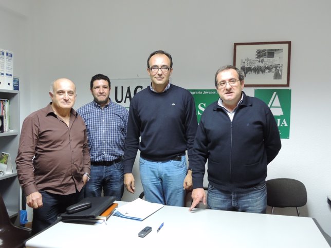 Representantes de ASAJA y UAGA Teruel