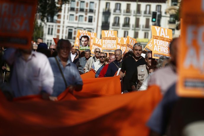 Afectados de Forum, Afinsa y Arte y Naturaleza protestan