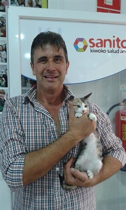 Cliente de Kiwoko con su mascota