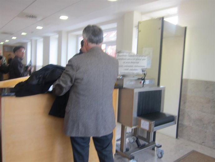 Egusquiza a su entrada a los juzgados