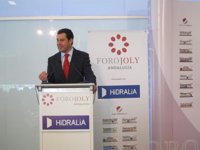 Moreno (PP-A) ve "necesario" el artículo 135 de la Constitución junto a medidas "incentivadoras de la inversión"