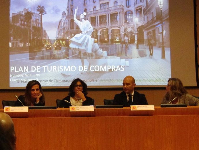 Borrego y García-Legaz presentan el Plan de Turismo de Compras