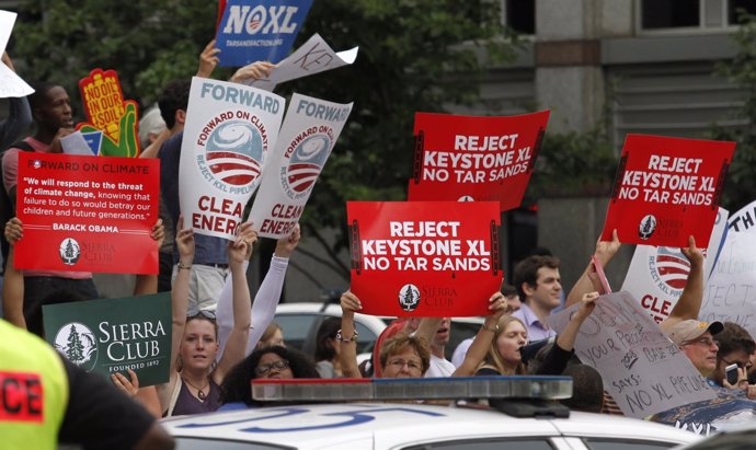 Protestas contra la construcción del oleoducto Keystone