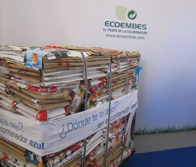 Camapaña de reciclaje de papel y cartón en Valencia
