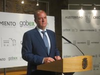 Monago insiste en su "oposición" al mantenimiento de un IVA "alto" para la cultura en España