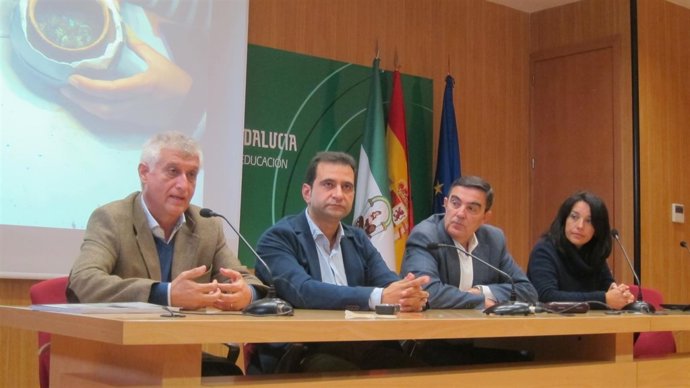 Juan Campos en la presentación del tesoro de Turóbriga en Aroche (Huelva).