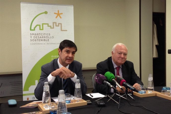 Moratinos y el alcalde de Cuenca