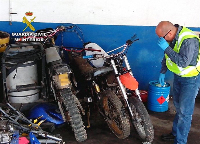 Guardia Civil desmantela una banda juvenil dedicada a la sustracción de motos