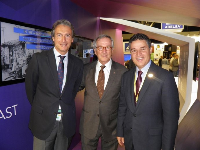 Los alcaldes de Santander, Barcelona y Medellín 