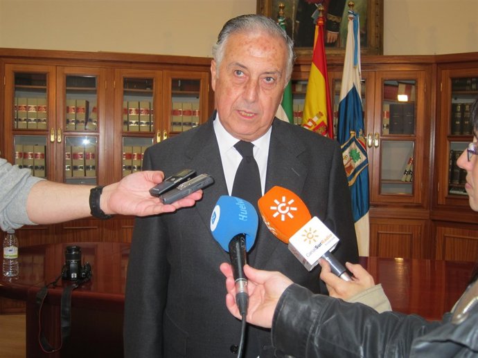 El subdelegado del Gobierno en Huelva, Enrique Pérez Viguera. 