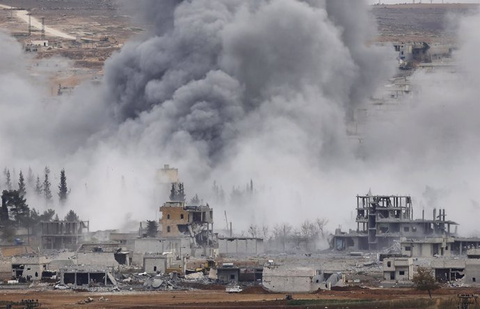 Bombardeo en Kobani de EEUU contra el Estado Islámico 