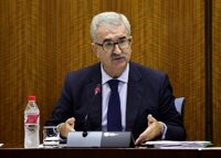 La Junta acusa al PP de buscar un pacto contra la corrupción para "agarrarse" al PSOE e "intentar salvarse"