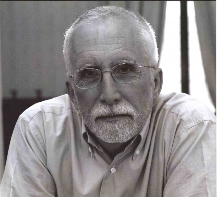 El escritor leonés Luis Mateo Díez