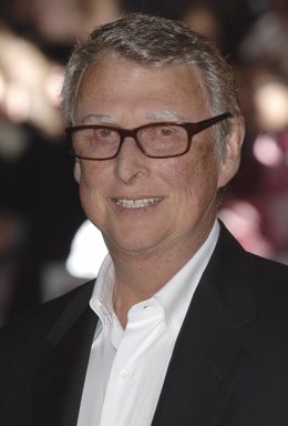 Director Mike Nichols of the U.S. Poses for photographers at the premiere of "Ch