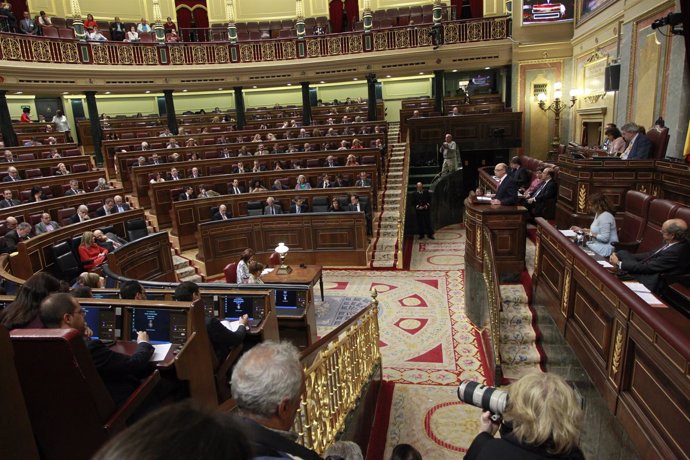 Pleno del Congreso de los Diputados con Cristóbal Montoro