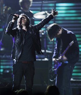  Thom Yorke Cantante De Radiohead