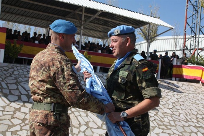 Un momento del acto de relevo