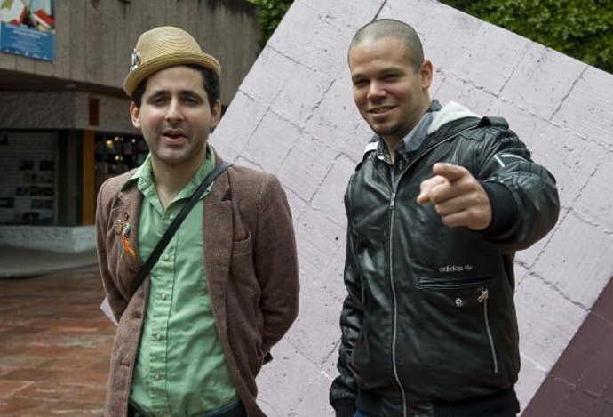 Calle 13 publica '#Multi_Viral'