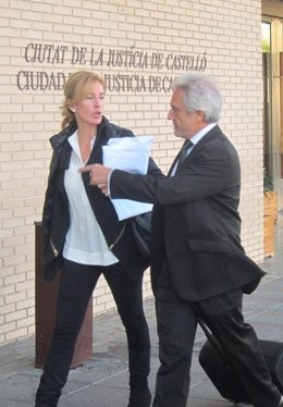 Cristina Morató a su llegada a la Ciudad de la Justicia de Castellón
