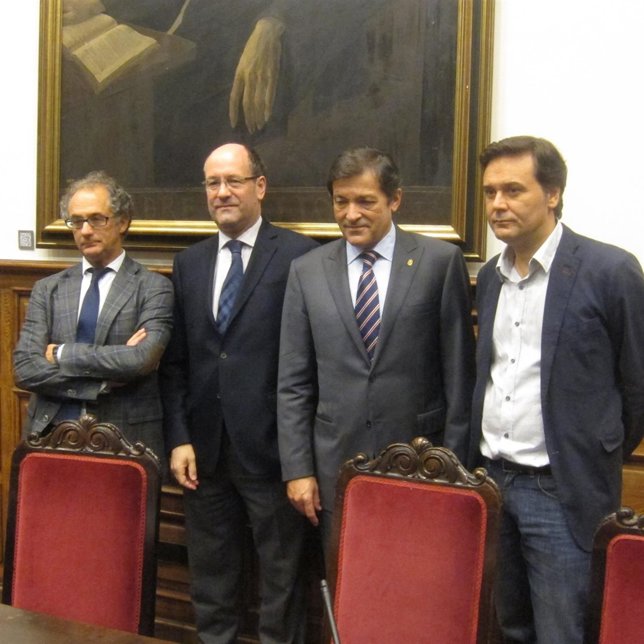 Carlos Monasterio, Santiago Álvarez, Javier Fernández y Francisco Blanco