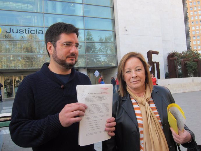 Blanco y Sanz (EUPV) presenta una querella contra cuatro consellers y Castellano