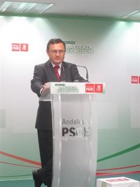 El PSOE-A pide a la Consejería andaluza de Fomento y Vivienda que aclare si Errejón cumplió con sus obligaciones
