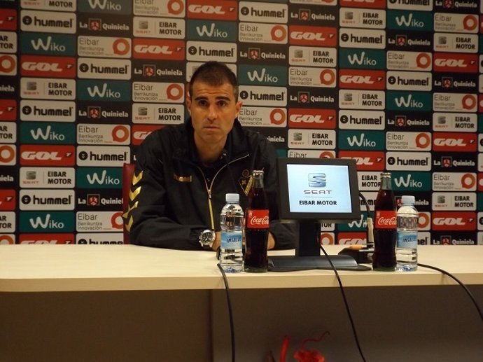 Gaizka Garitano, entrenador del Eibar, en rueda de prensa