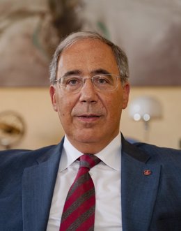 El presidente de la Acup y rector de la UdL, Roberto Fernández