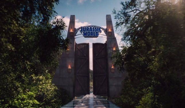 Jurassic World abre sus puertas