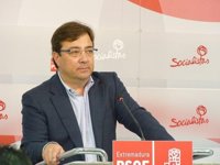 Vara considera una "buena noticia" la convocatoria de oposiciones de Secundaria y propone crear un "calendario cierto"