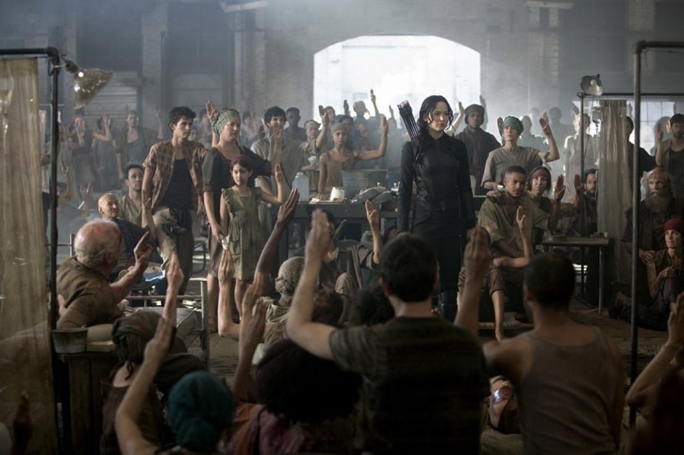 Katniss Los Juegos del Hambre, Sinsajo parte 1