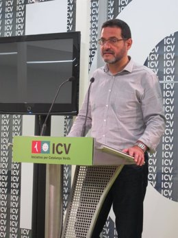 El secretario general de ICV, Josep Vendrell, en rueda de prensa (ICV)