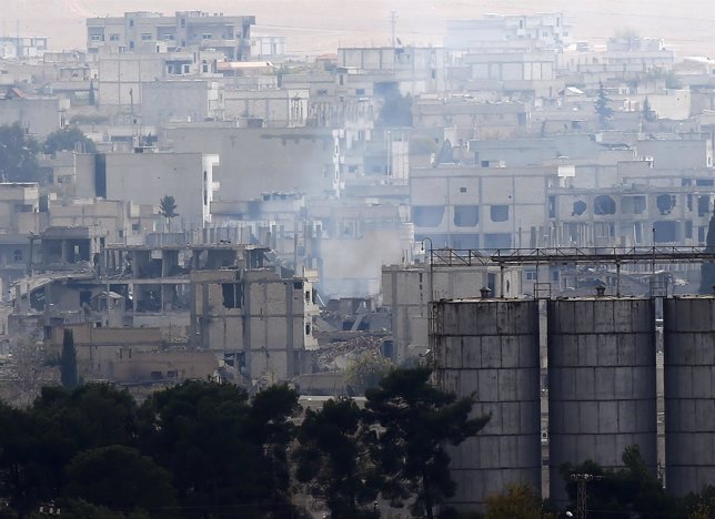 Foto tomada desde las posiciones turcas del bombardeo en Kobani.