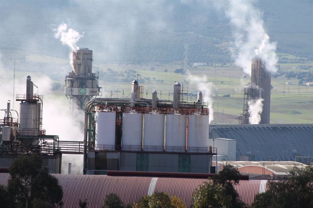 COMPLEJO PETROQUÍMICO REPSOL PUERTOLLANO FÁBRICA INDUSTRIA