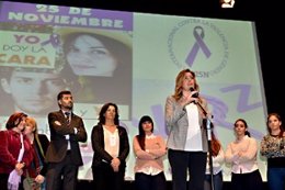 Susana Díaz en un acto con jóvenes contra la violencia machista