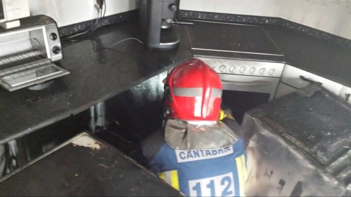 Incendio en una cocina en Santoña