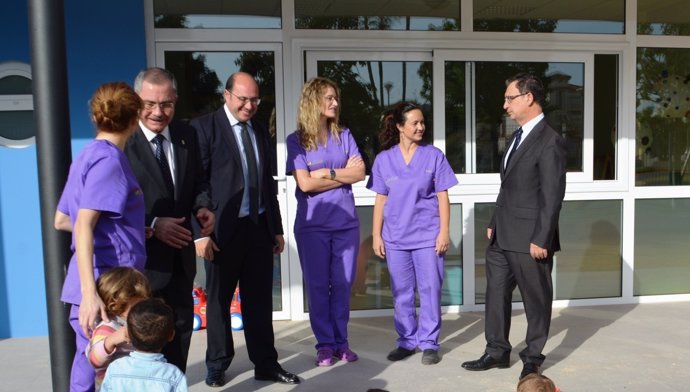 Sánchez, Bascuñana y Hernández inauguran nueva escuela infantil