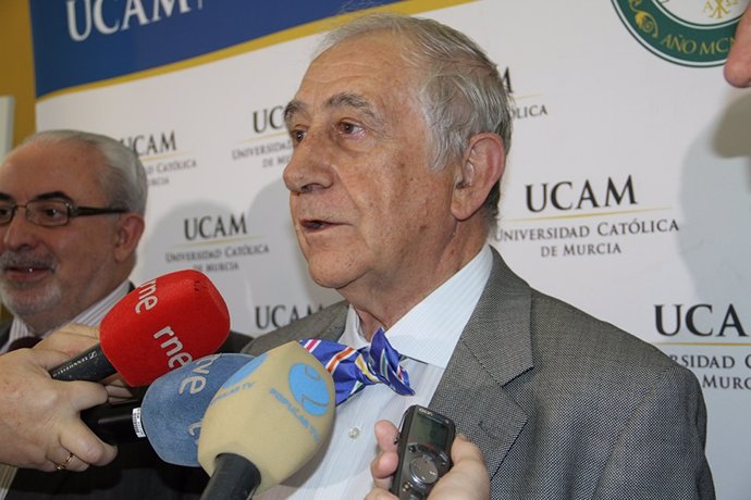 El embajador de España, Inocencio Arias, en la UCAM