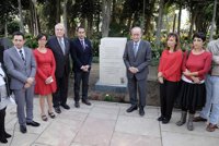 Málaga recuerda a las víctimas de la violencia de género y aboga por implicar a toda la sociedad en esta lucha