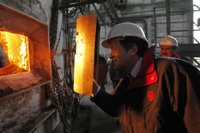 Javier Fernández se muestra "convencido" de que la situación de Alcoa "tiene arreglo"